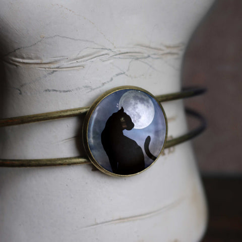 Moonlit Cat Goth / Halloween Cuff Bracelet with Glass Cabochon on Bronze