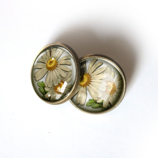 Summer Daisy Flower Vintage Inspired Stud Earrings