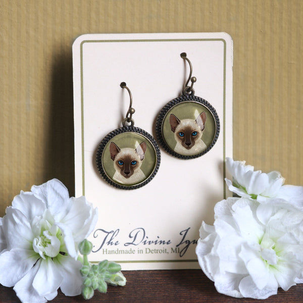 Siamese Cat Glass Cabochon Earrings