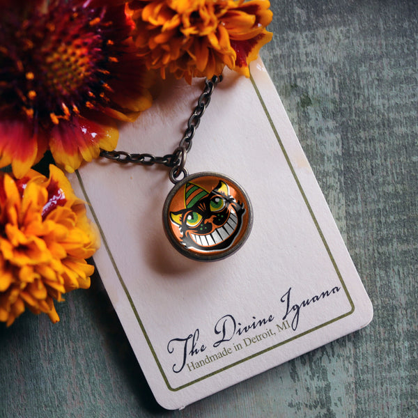 Grinning Retro Halloween Black Cat Simple Reversible  Pendant Necklace