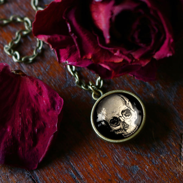 Human Skull Simple Reversible Pendant Necklace