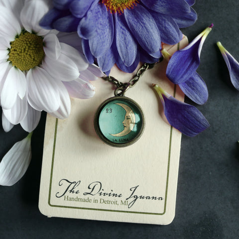 La Luna Simple Reversible Loteria Moon Glass cabochon Pendant Necklace