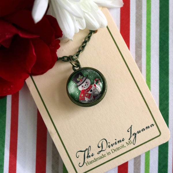 Snowman on Green Background Simple Reversible Retro Christmas Glass Cabochon Pendant Necklace