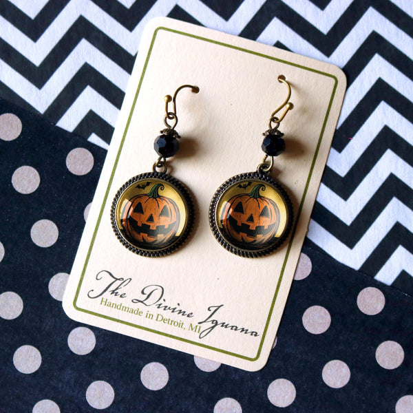 Retro Halloween Jack-O-Lantern with Bat Vintage Inspired Drop / Dangle Earrings