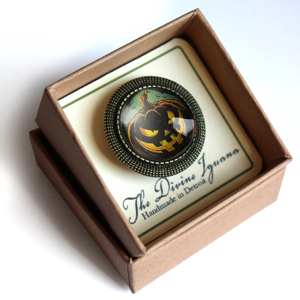 Spooky Black Jack O Lantern Retro Halloween Black Cat Vintage Inspired Pin Brooch