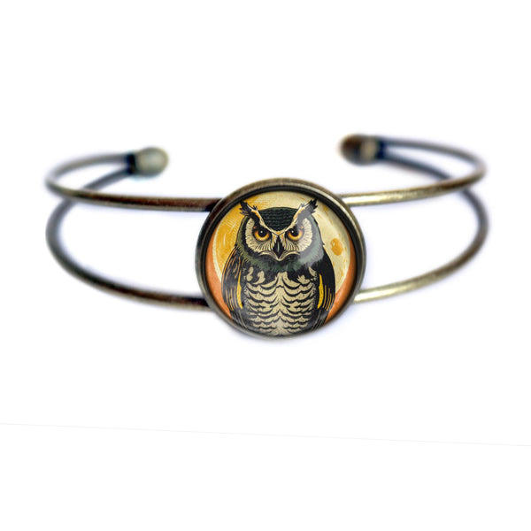 Retro Halloween Owl Cuff Bracelet / Bangle in Antique Brass