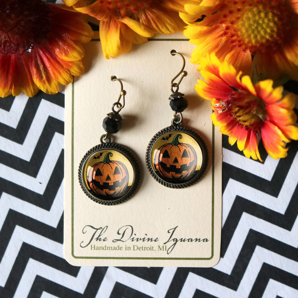 Retro Halloween Jack-O-Lantern with Bat Vintage Inspired Drop / Dangle Earrings