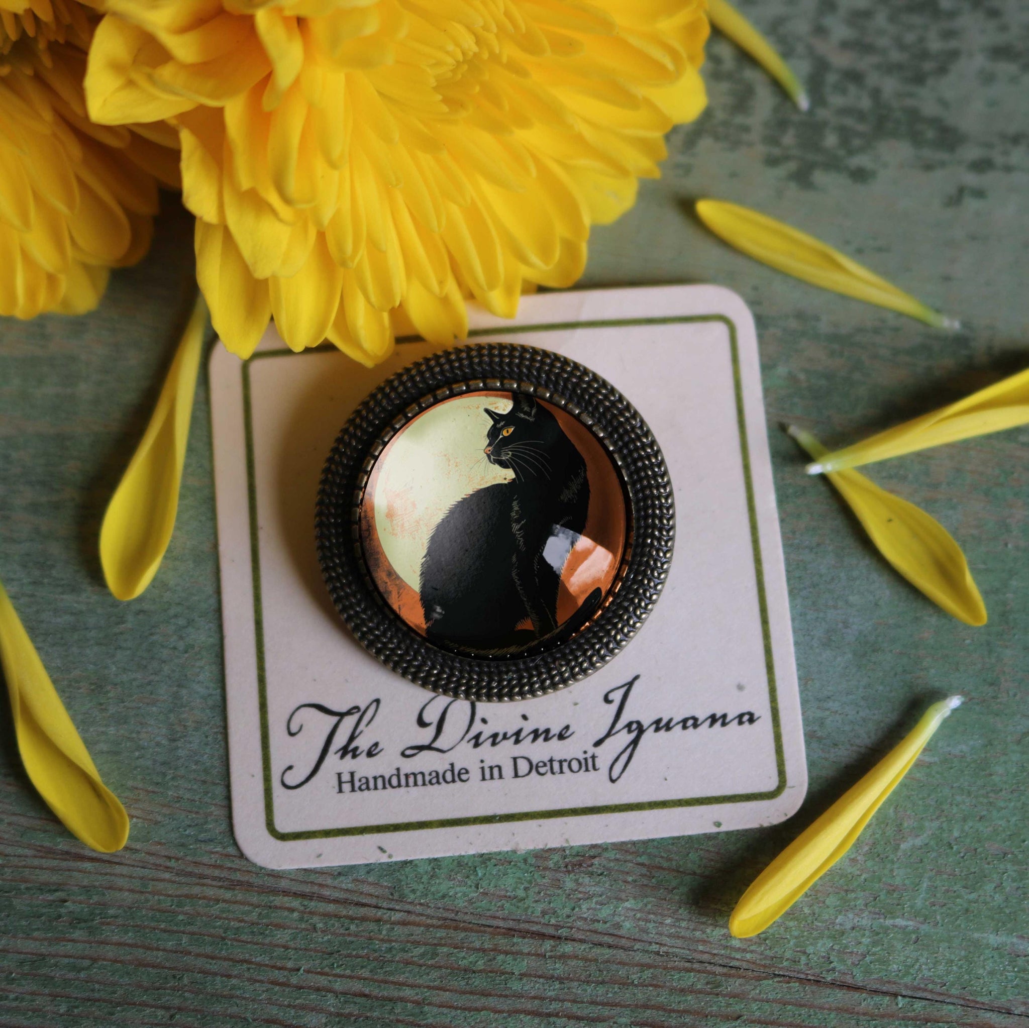 Chat Noir Retro Halloween Black Cat Vintage Inspired Pin Brooch