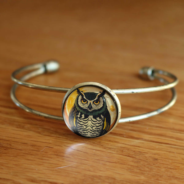 Retro Halloween Owl Cuff Bracelet / Bangle in Antique Brass