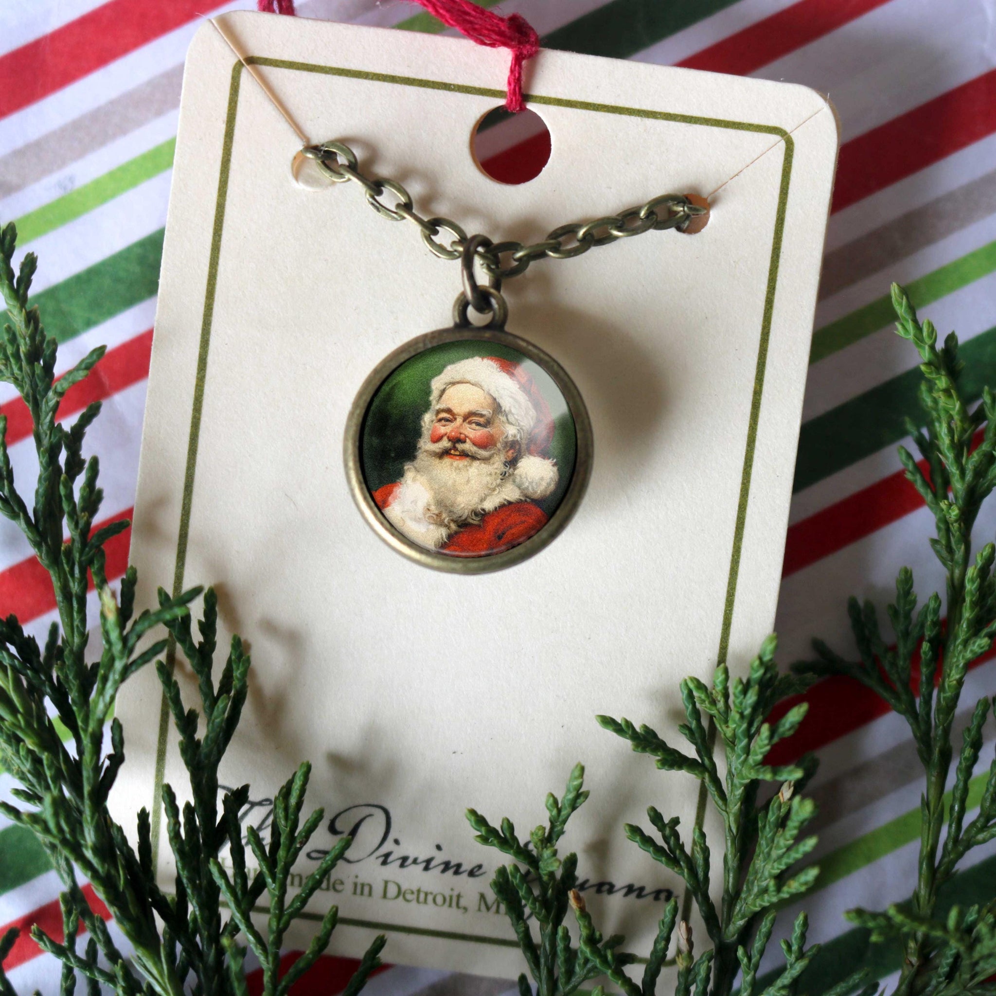 Victorian Santa Simple Reversible Retro Christmas Glass Cabochon Pendant Necklace