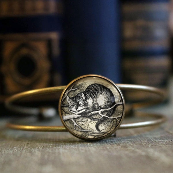 Alice in Wonderland Cheshire Cat Adjustable Charm Bracelet / Bangle in Antique Brass