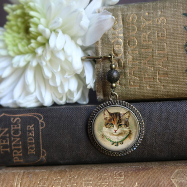 Victorian Calico Cat Glass Cabochon Brass Book Hook / Bookmark