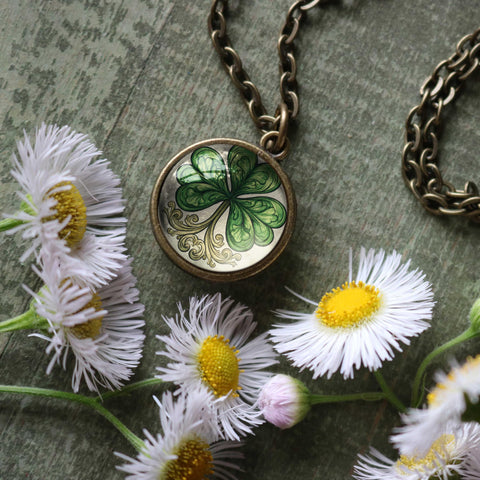 Classic Shamrock Simple Reversible Lucky Cottagecore Pendant Necklace