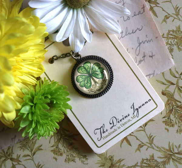 Classic Shamrock Pendant Necklace with Bead Accent