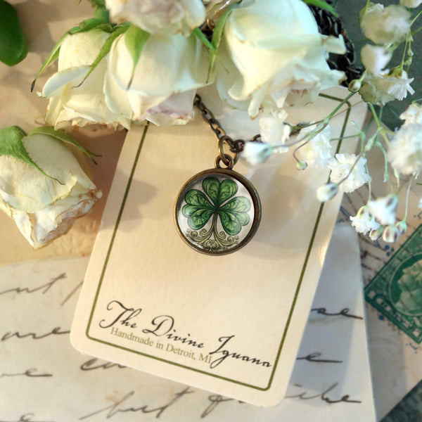 Classic Shamrock Simple Reversible Pendant Necklace