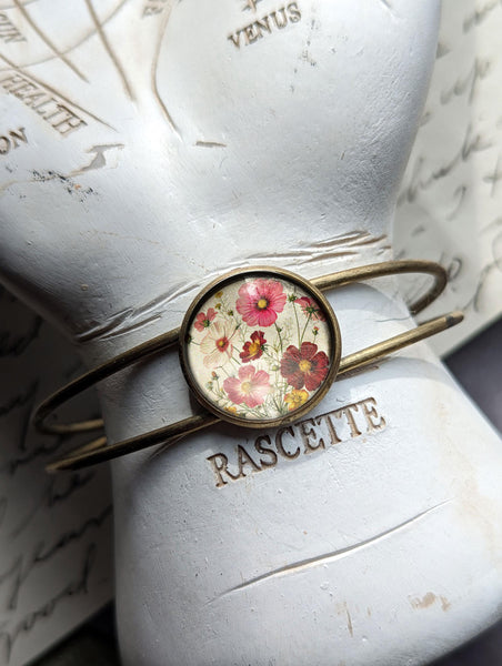 Cosmo Flowers Blossoms Cuff Bracelet / Bangle in Antique Brass