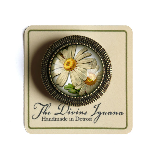Daisy Flower Vintage Inspired Pin Brooch