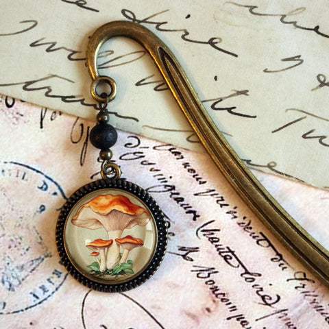 Chantarelle Mushrooms Cottagecore Glass Cabochon Brass Book Hook / Bookmark