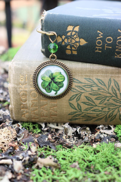 Four Leaf Clover Glass Cabochon Brass Book Hook / Bookmark