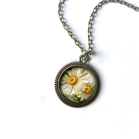 Summer Daisy Flower Pendant Necklace with Bead Accent