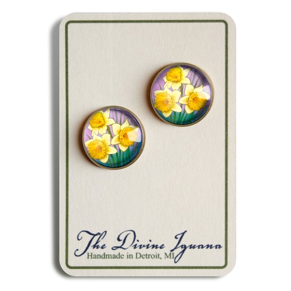 Art Nouveau Daffodil Glass Cabochon Stud Earrings