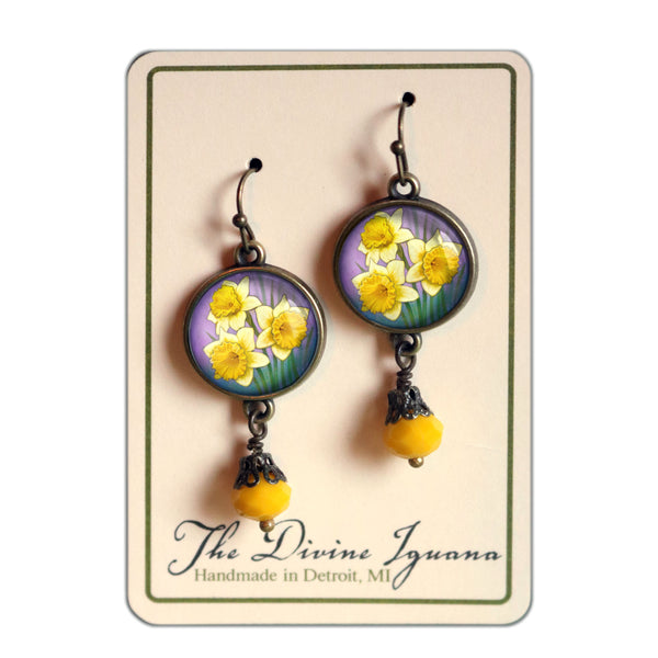 Art Nouveau Daffodil Glass Cabochon Earrings