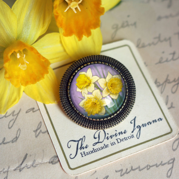 Art Nouveau Daffodil Vintage Inspired Pin Brooch