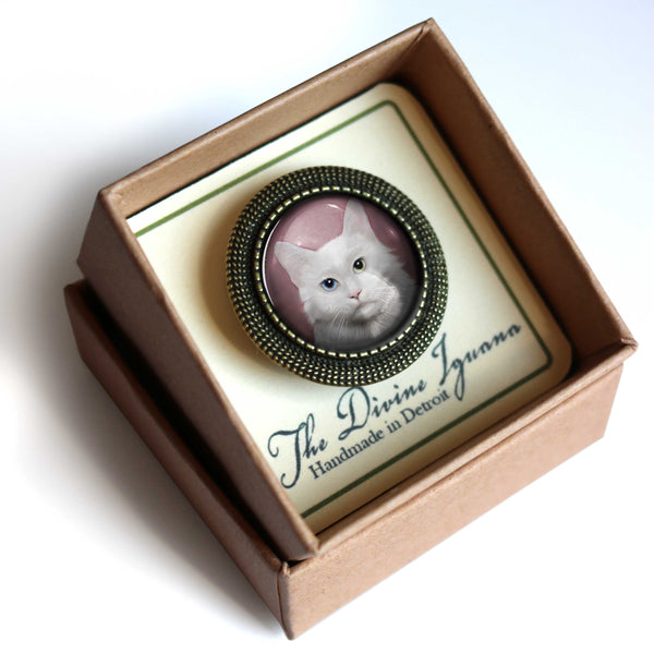 Long Haired White Cat Vintage Inspired Pin Brooch