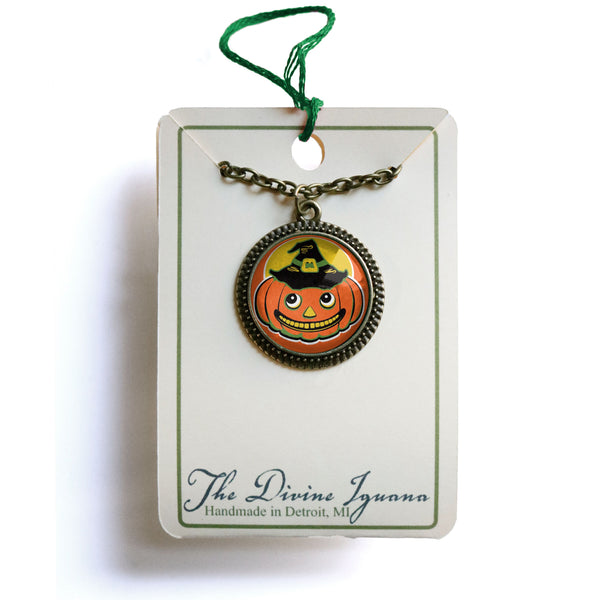 Retro Jack O Lantern in Witch Hat Halloween Pendant Necklace